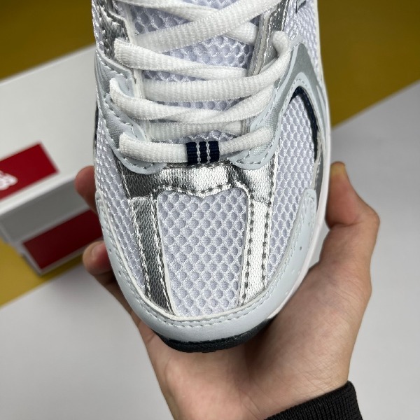 Giày New Balance 530 Retro Running Navy, NB 530 Xanh Than - New Balance ảnh 4 giày thể thao chất lượng