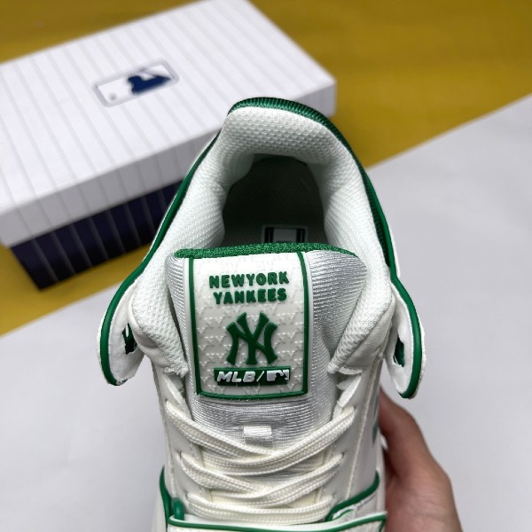 Giày MLB Chunky Liner Mid NY Green, MLB Liner Mid NY Trắng Xanh Lá [S] - MLB ảnh 5 giày thể thao chất lượng