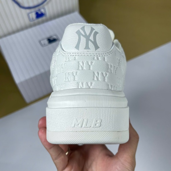 Giày MLB Chunky Liner Denim Monogram NY Embo Mono Cooperstown Trắng - MLB ảnh 6 giày thể thao chất lượng
