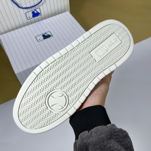 Giày MLB Chunky Liner Denim Monogram NY Embo Mono Cooperstown Trắng - MLB ảnh 7 giày thể thao chất lượng