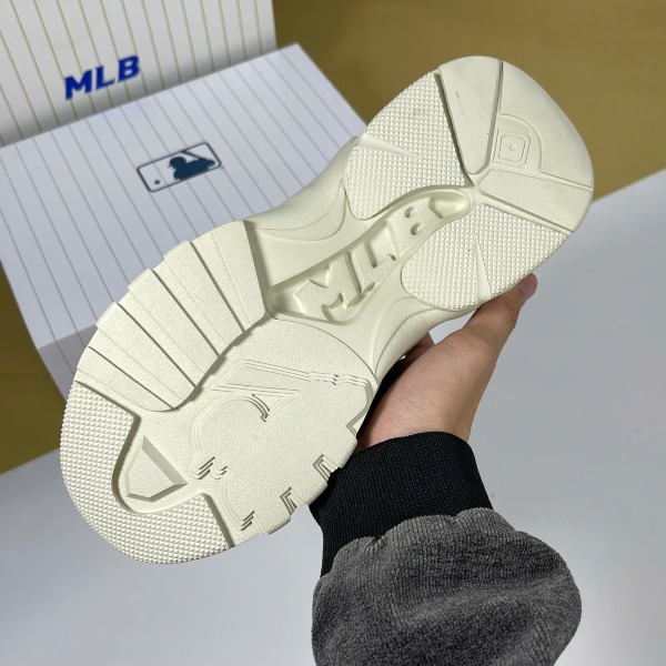 Giày MLB Big Ball Beige Red Kem Chữ C Đỏ - MLB ảnh 7 giày thể thao chất lượng