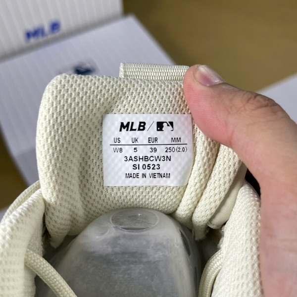 Giày MLB Big Ball Beige Red Kem Chữ C Đỏ - MLB ảnh 8 giày thể thao chất lượng