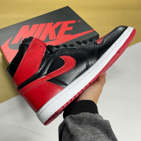 Giày Nike Air Jordan 1 High Banned Cổ Cao Đen Đỏ [S] - Nike ảnh 3 giày thể thao chất lượng