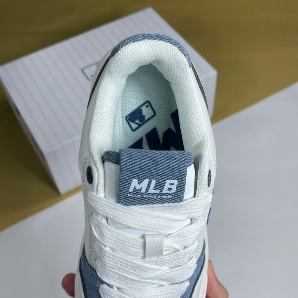 Giày MLB Chunky Liner Denim Pocket New York Yankees Navy Trắng Xanh - MLB ảnh 4 giày thể thao chất lượng