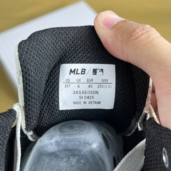 Giày Sneaker MLB Chunky Liner Denim Monogram NY Embo Mono White Black Kem Đen - MLB ảnh 4 giày thể thao chất lượng